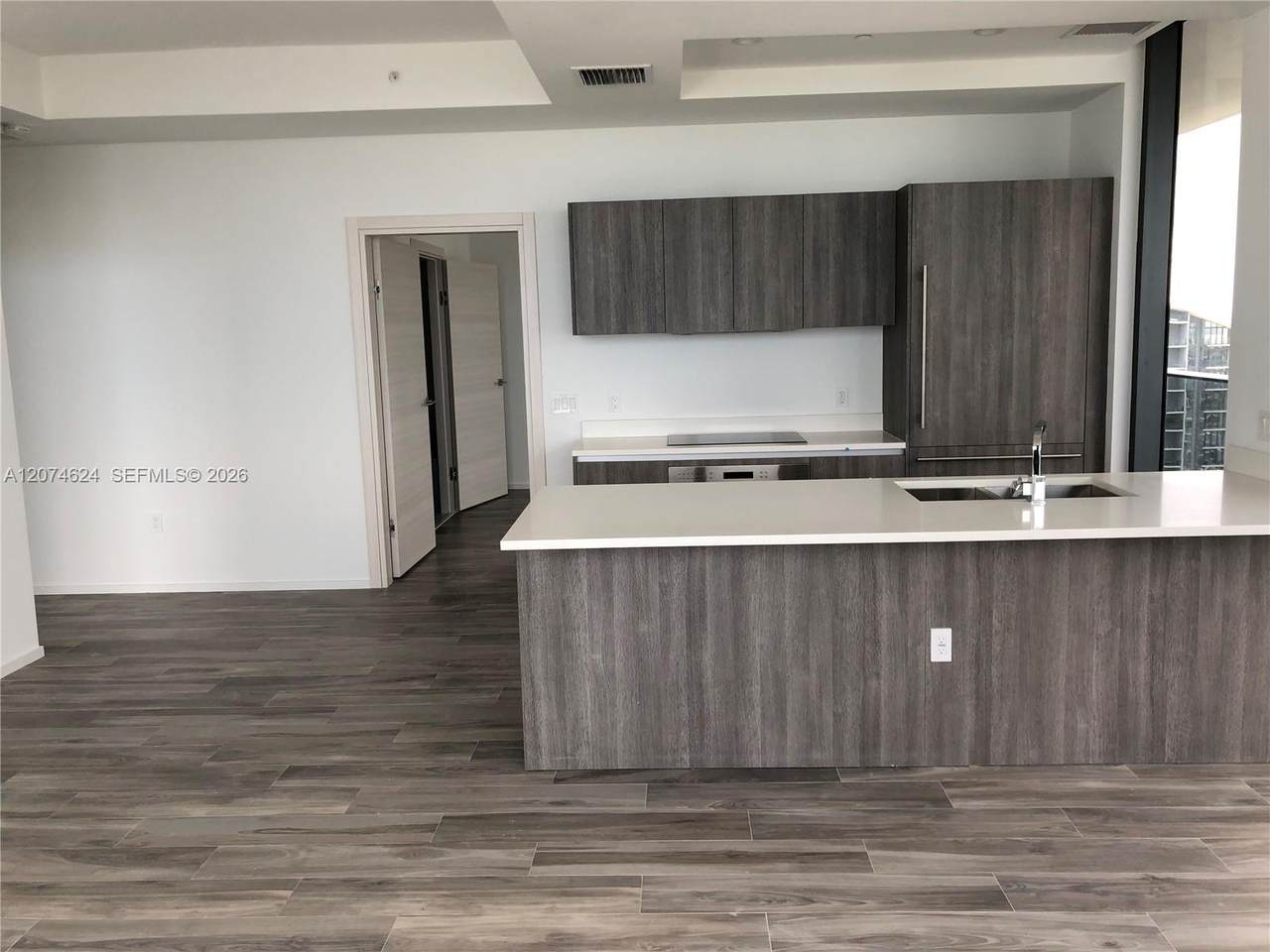 801 Miami Ave - Photo 1