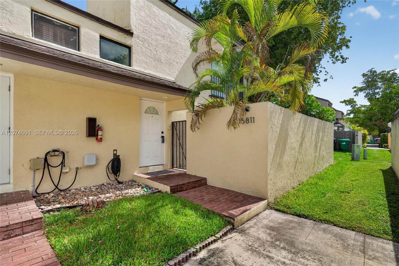 https://bt-photos.global.ssl.fastly.net/miami/1280_boomver_1_A12074661-2.jpg