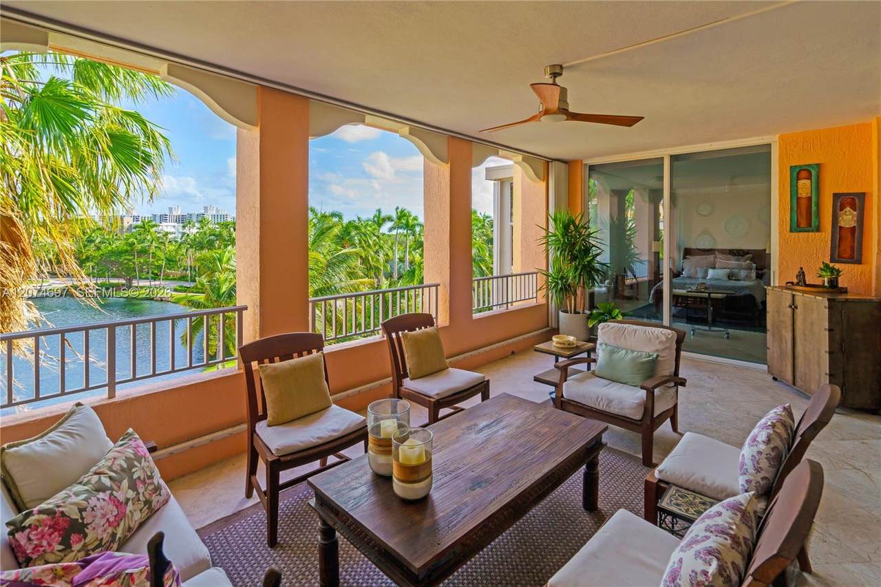 https://bt-photos.global.ssl.fastly.net/miami/1280_boomver_1_A12074697-2.jpg