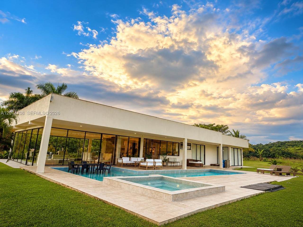 Cerritos Pereira - Photo 1
