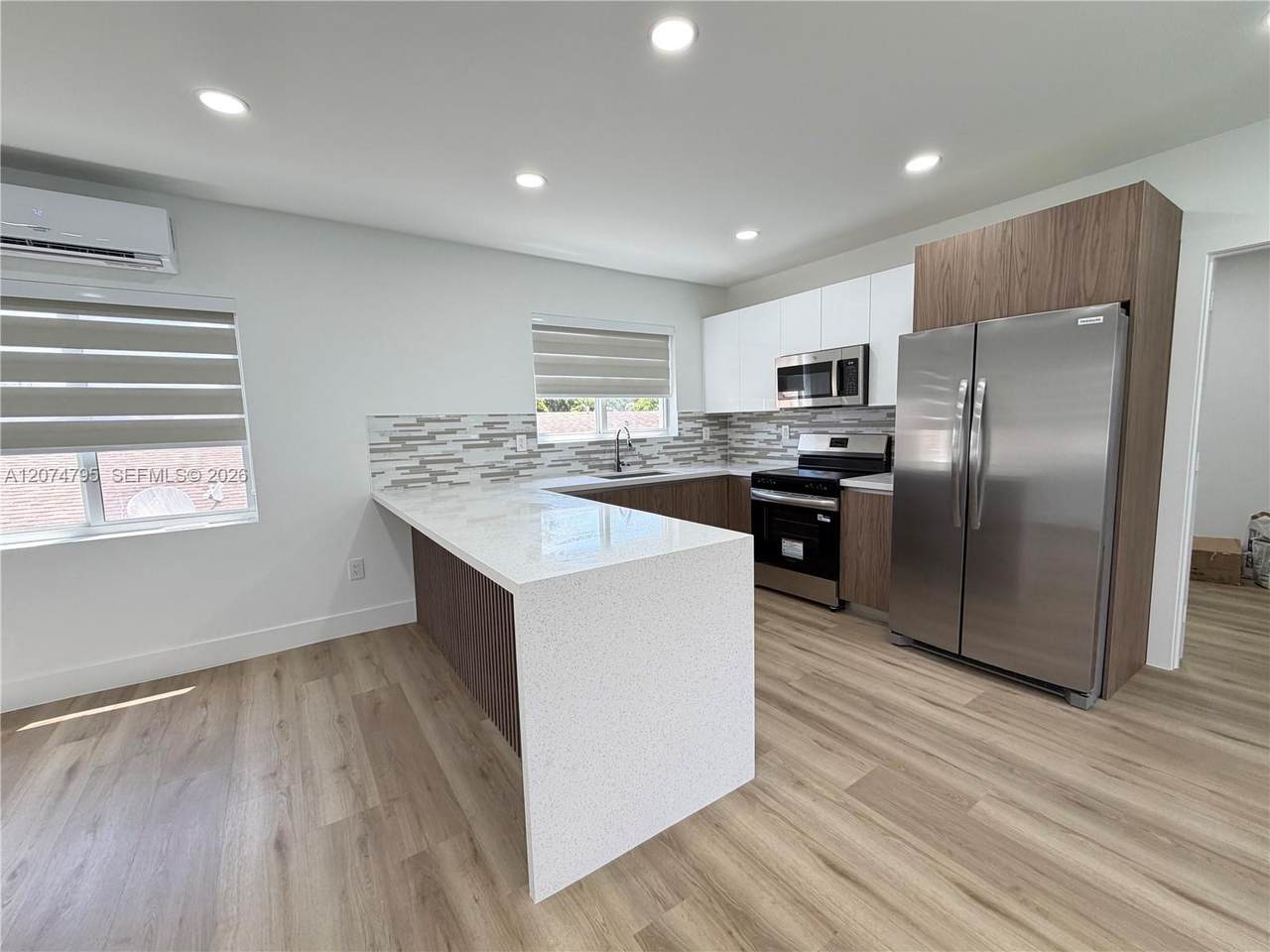 311 27th Ave - Photo 1