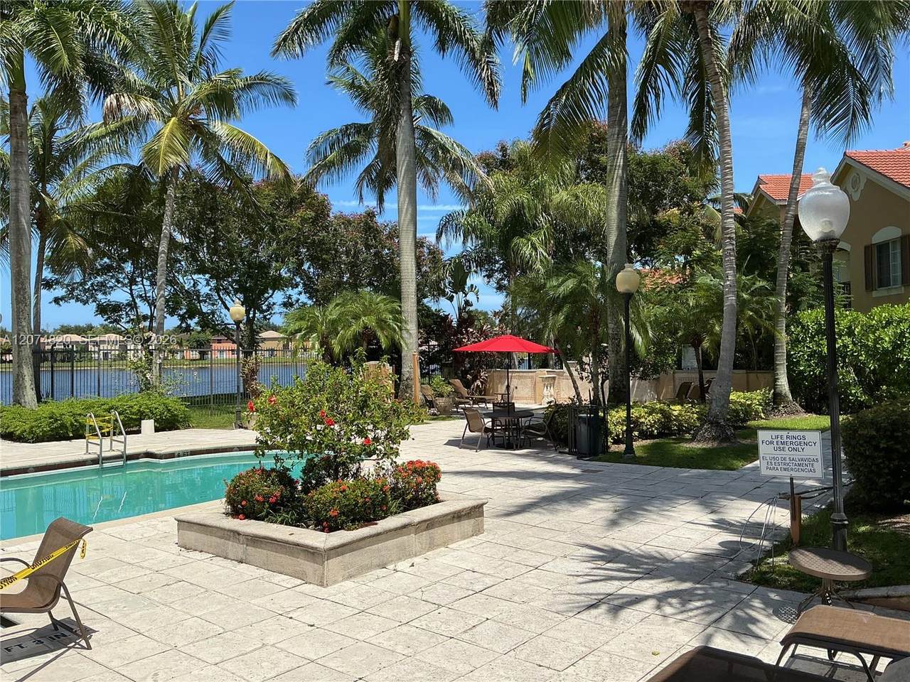 https://bt-photos.global.ssl.fastly.net/miami/1280_boomver_1_A12074820-2.jpg