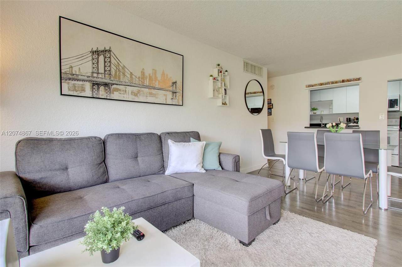 4610 79th Ave - Photo 1