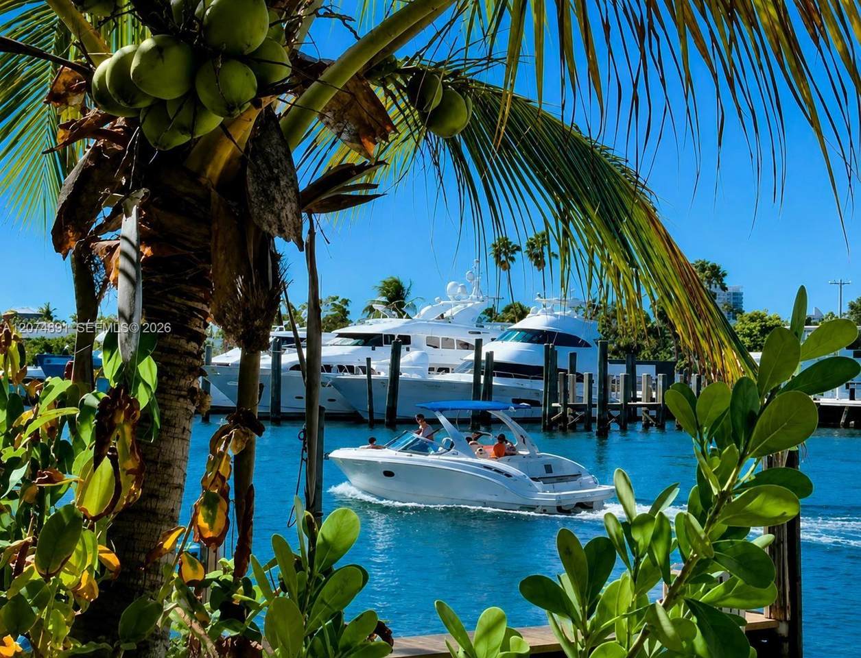 https://bt-photos.global.ssl.fastly.net/miami/1280_boomver_1_A12074891-2.jpg