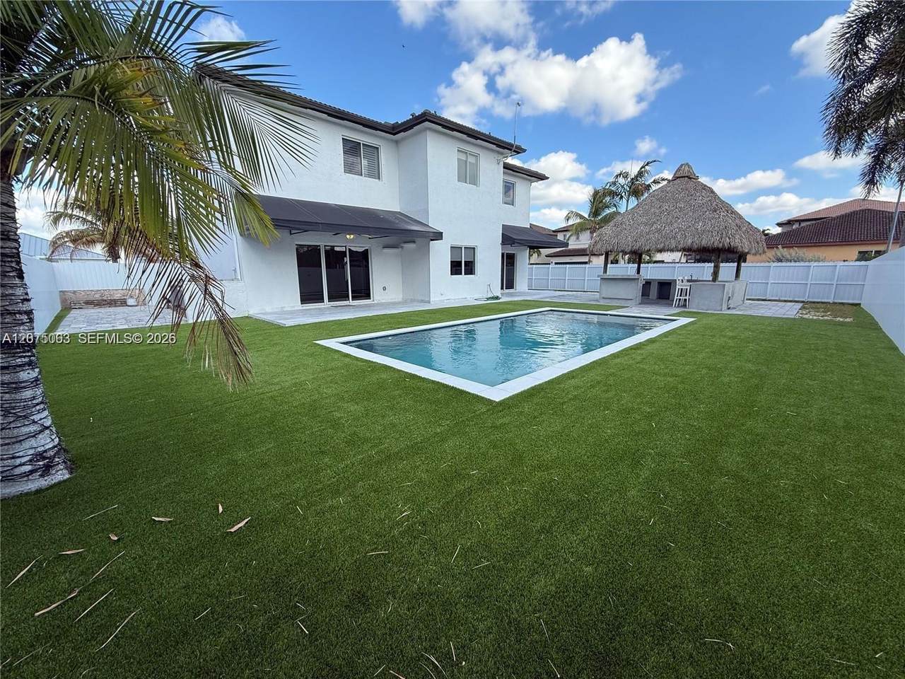 https://bt-photos.global.ssl.fastly.net/miami/1280_boomver_1_A12075063-2.jpg