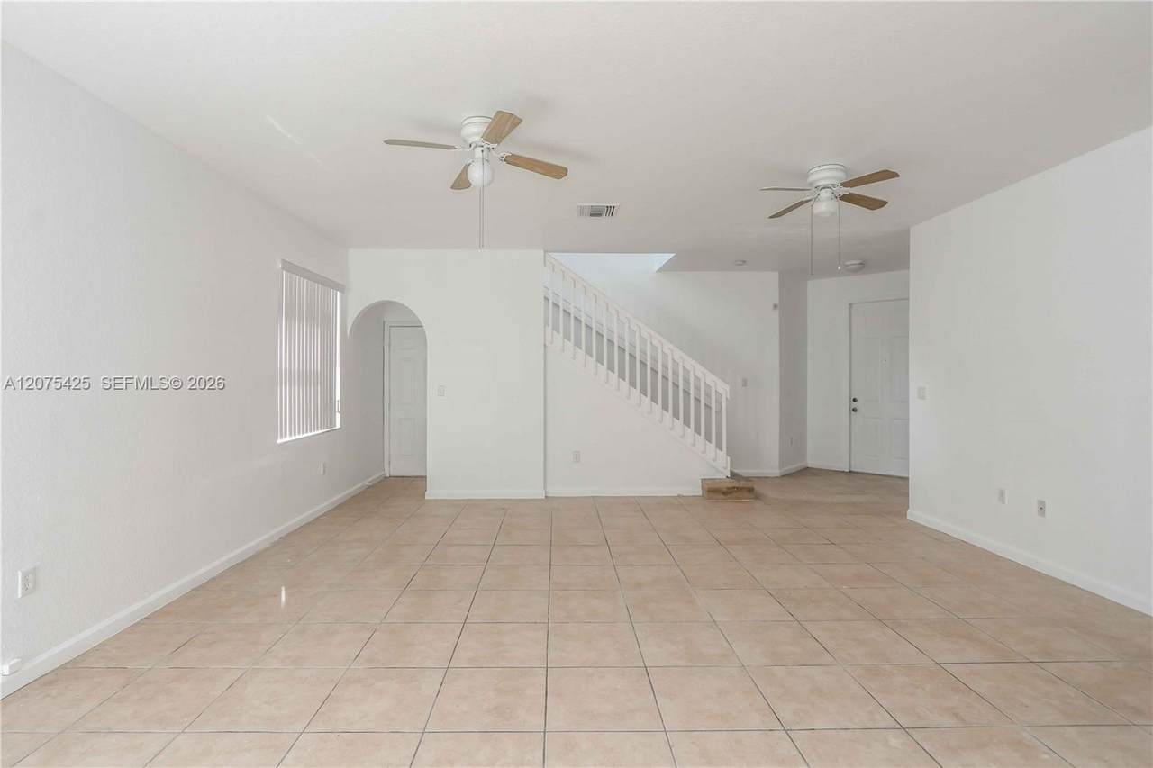 https://bt-photos.global.ssl.fastly.net/miami/1280_boomver_1_A12075425-2.jpg