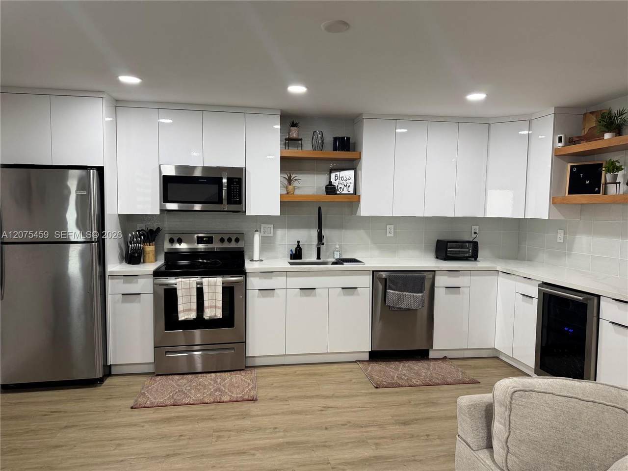 2420 Diana Dr - Photo 1