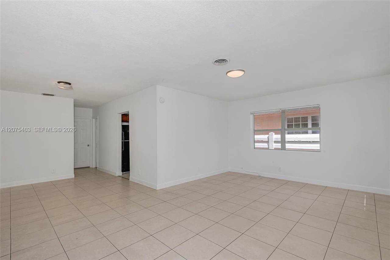 https://bt-photos.global.ssl.fastly.net/miami/1280_boomver_1_A12075463-2.jpg