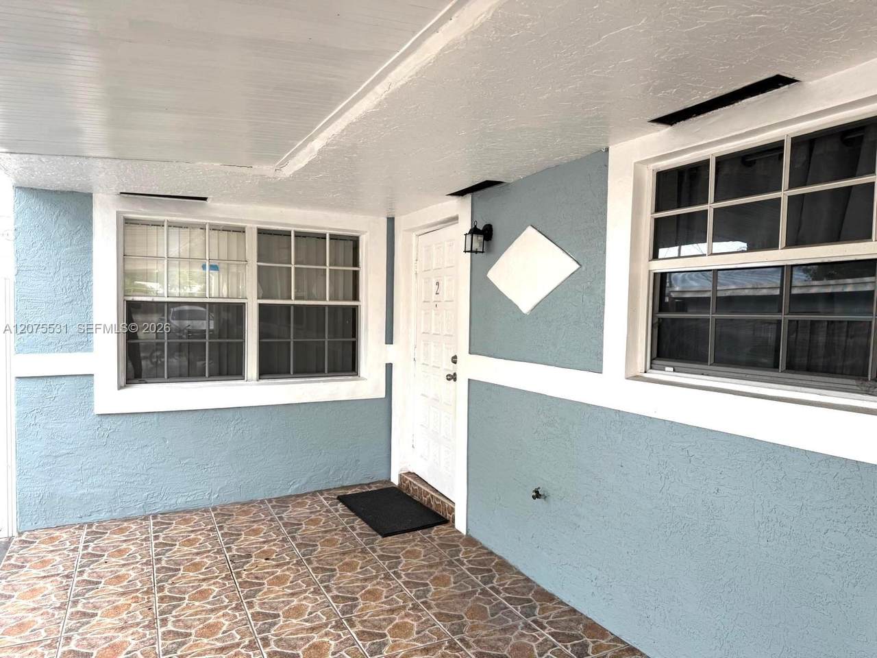 6034 35th St - Photo 1