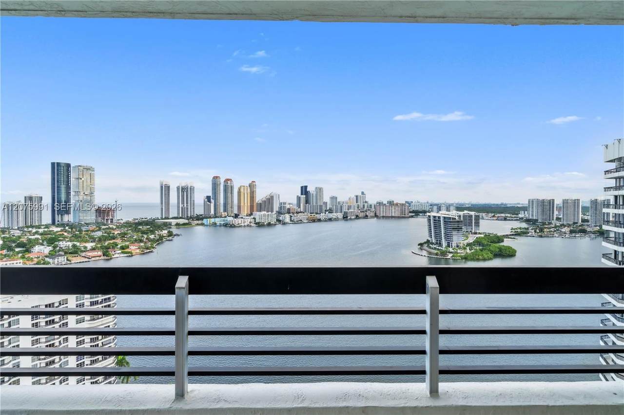 3530 Mystic Pointe Dr - Photo 1