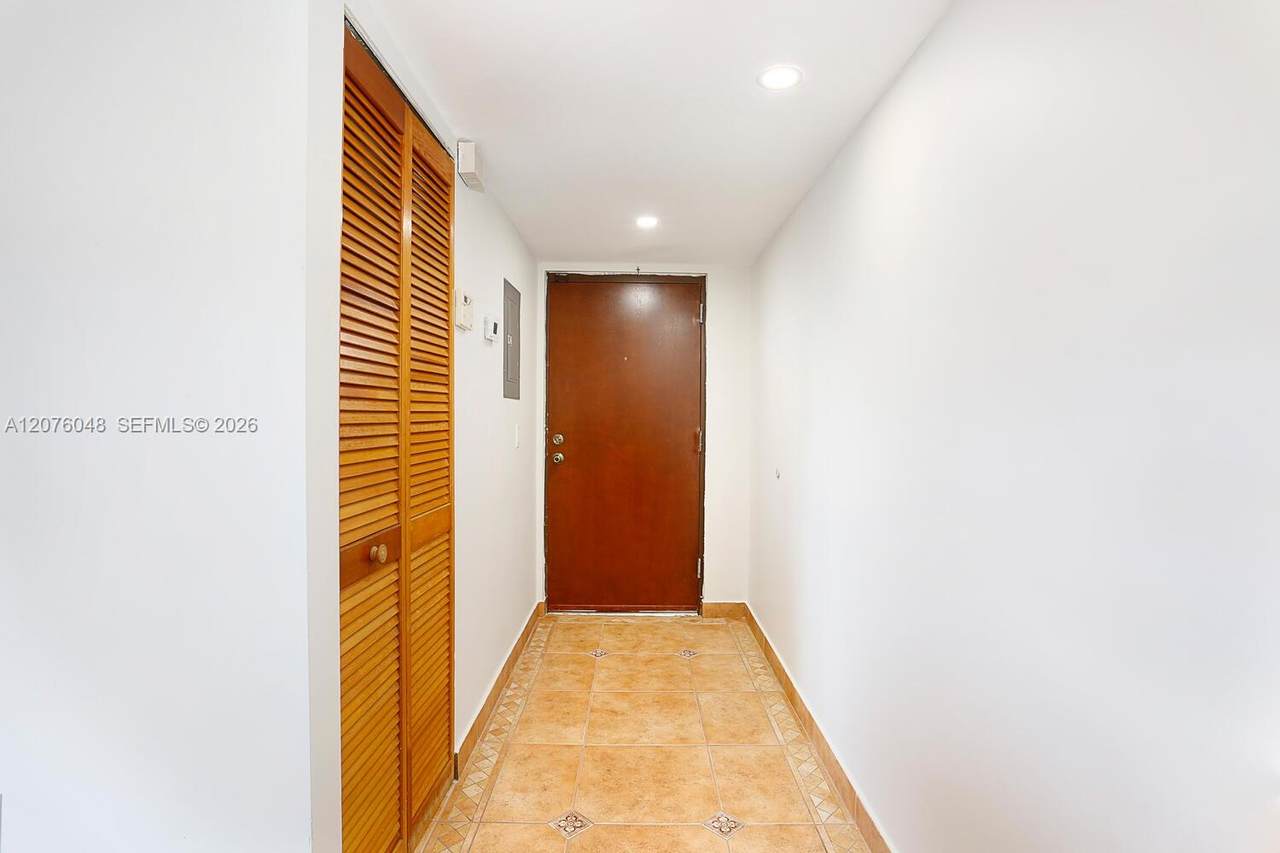 https://bt-photos.global.ssl.fastly.net/miami/1280_boomver_1_A12076048-2.jpg