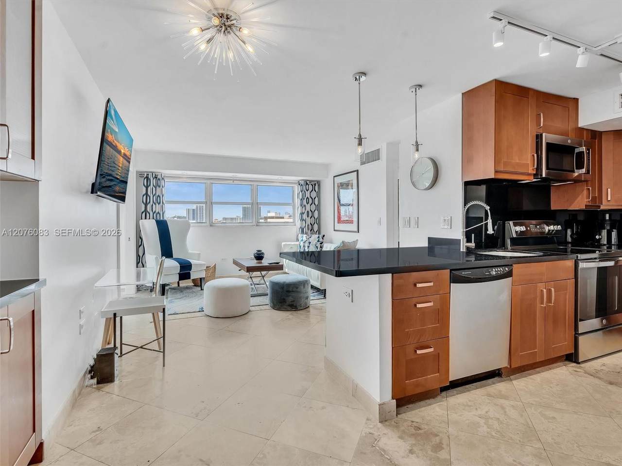 https://bt-photos.global.ssl.fastly.net/miami/1280_boomver_1_A12076083-2.jpg