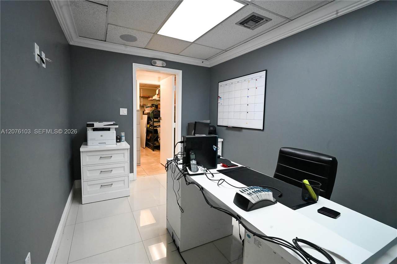 https://bt-photos.global.ssl.fastly.net/miami/orig_boomver_1_A12076103-2.jpg