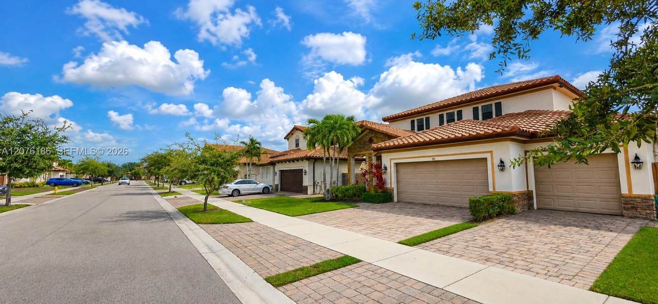 https://bt-photos.global.ssl.fastly.net/miami/1280_boomver_1_A12076186-2.jpg