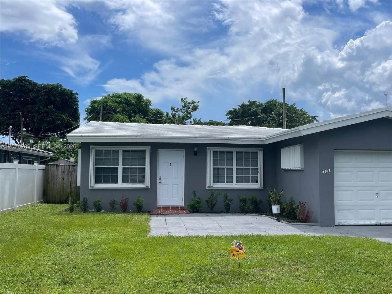 2918 Madison St - Photo 1