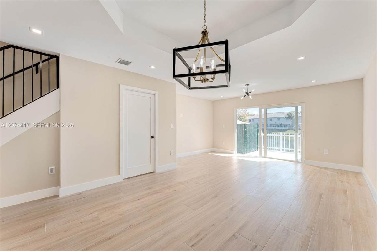 14325 121st Pl - Photo 1