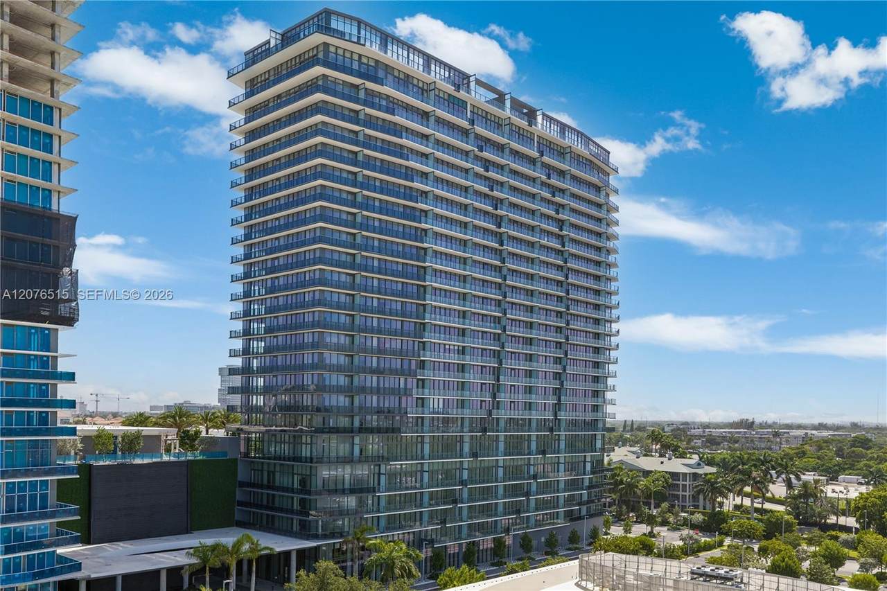 1170 Hallandale Beach Blvd - Photo 1