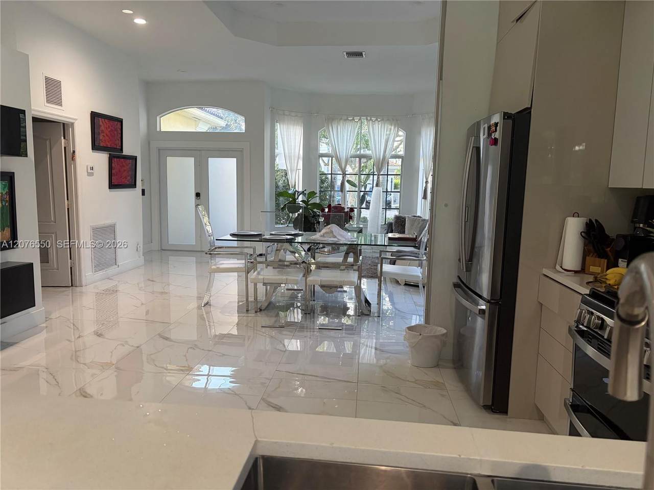 https://bt-photos.global.ssl.fastly.net/miami/1280_boomver_1_A12076550-2.jpg