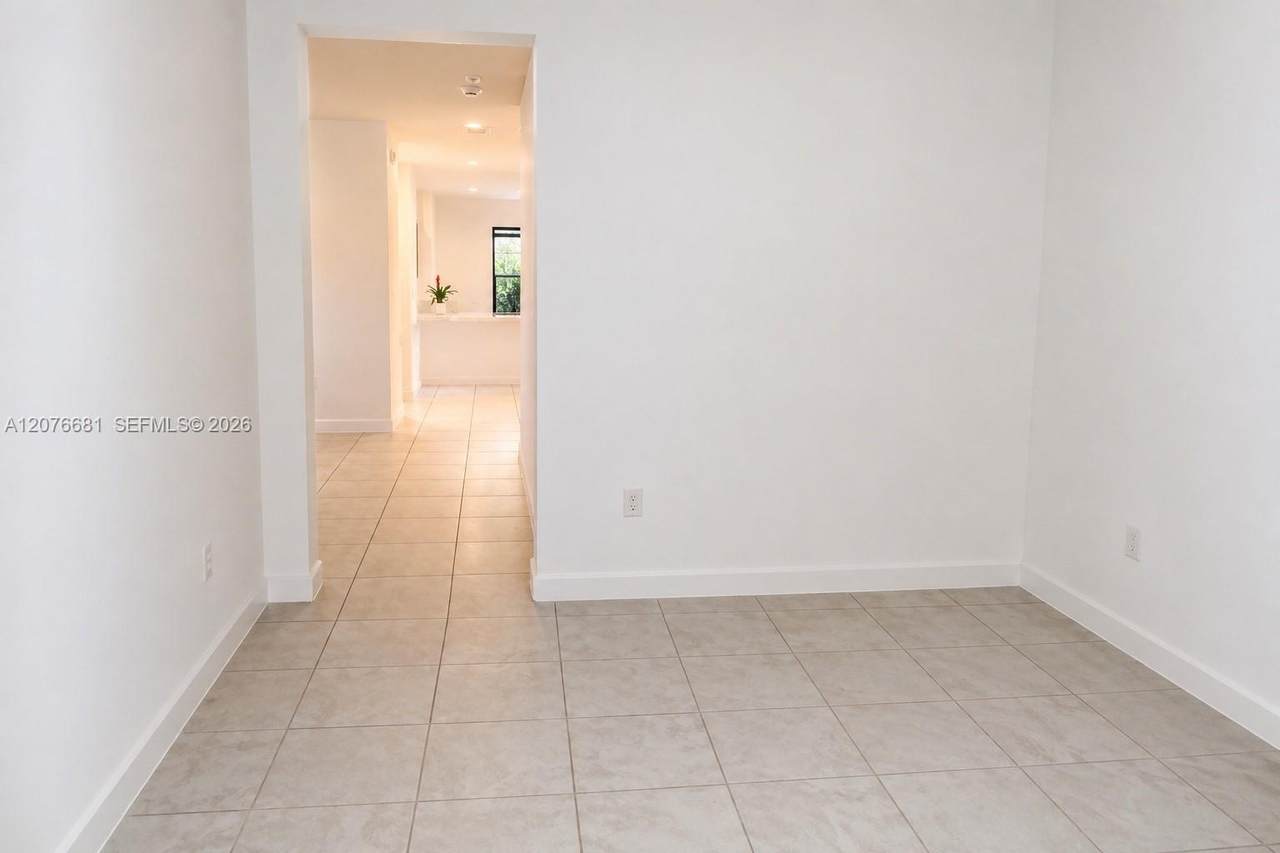 https://bt-photos.global.ssl.fastly.net/miami/1280_boomver_1_A12076681-2.jpg