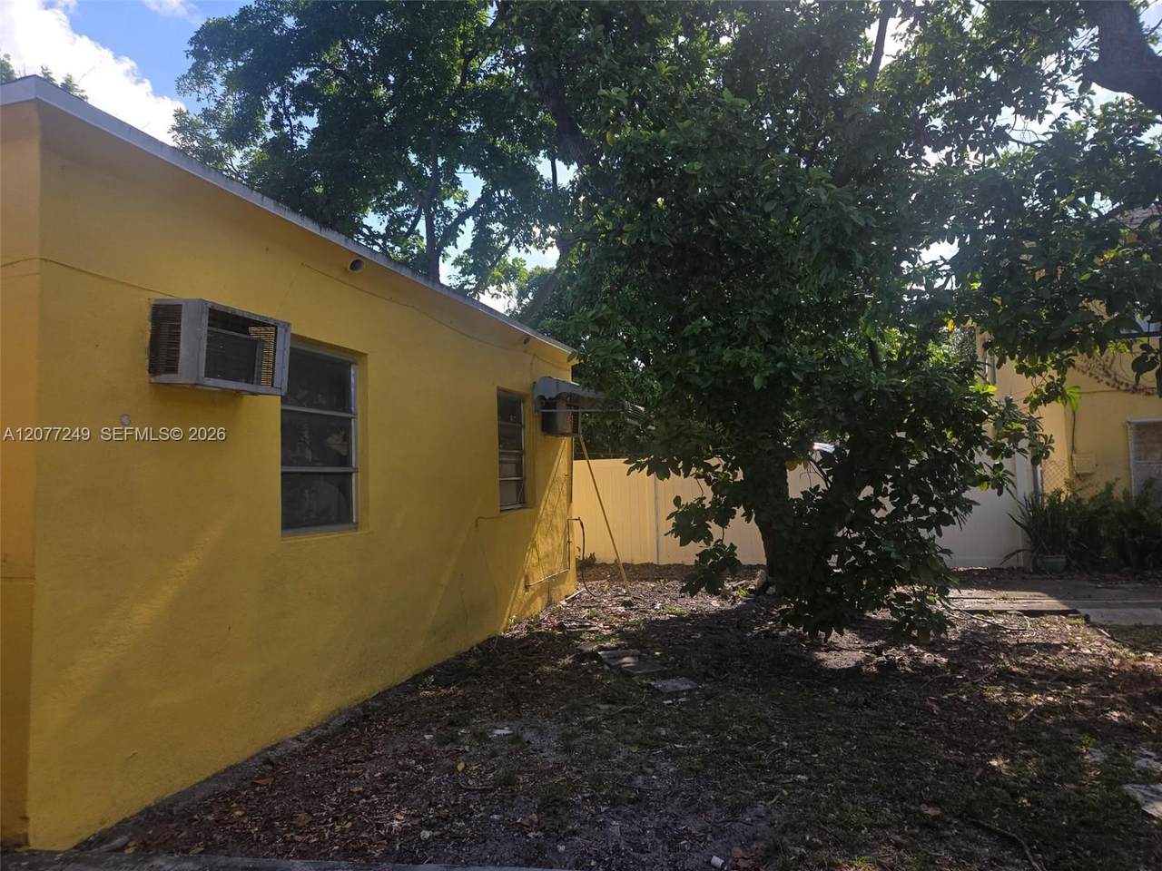 https://bt-photos.global.ssl.fastly.net/miami/1280_boomver_1_A12077249-2.jpg