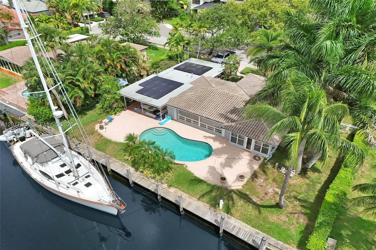 https://bt-photos.global.ssl.fastly.net/miami/1280_boomver_1_A12077308-2.jpg