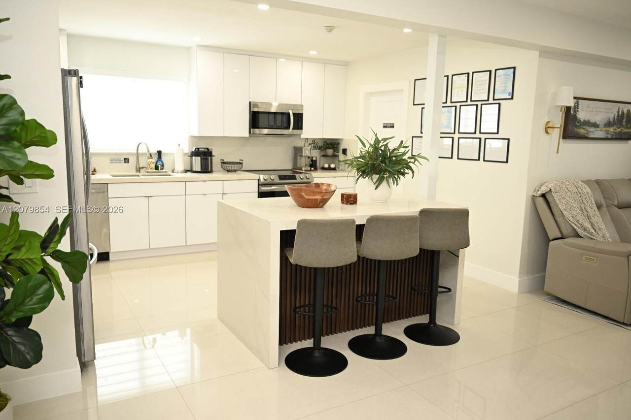 https://bt-photos.global.ssl.fastly.net/miami/1280_boomver_1_A12079854-2.jpg