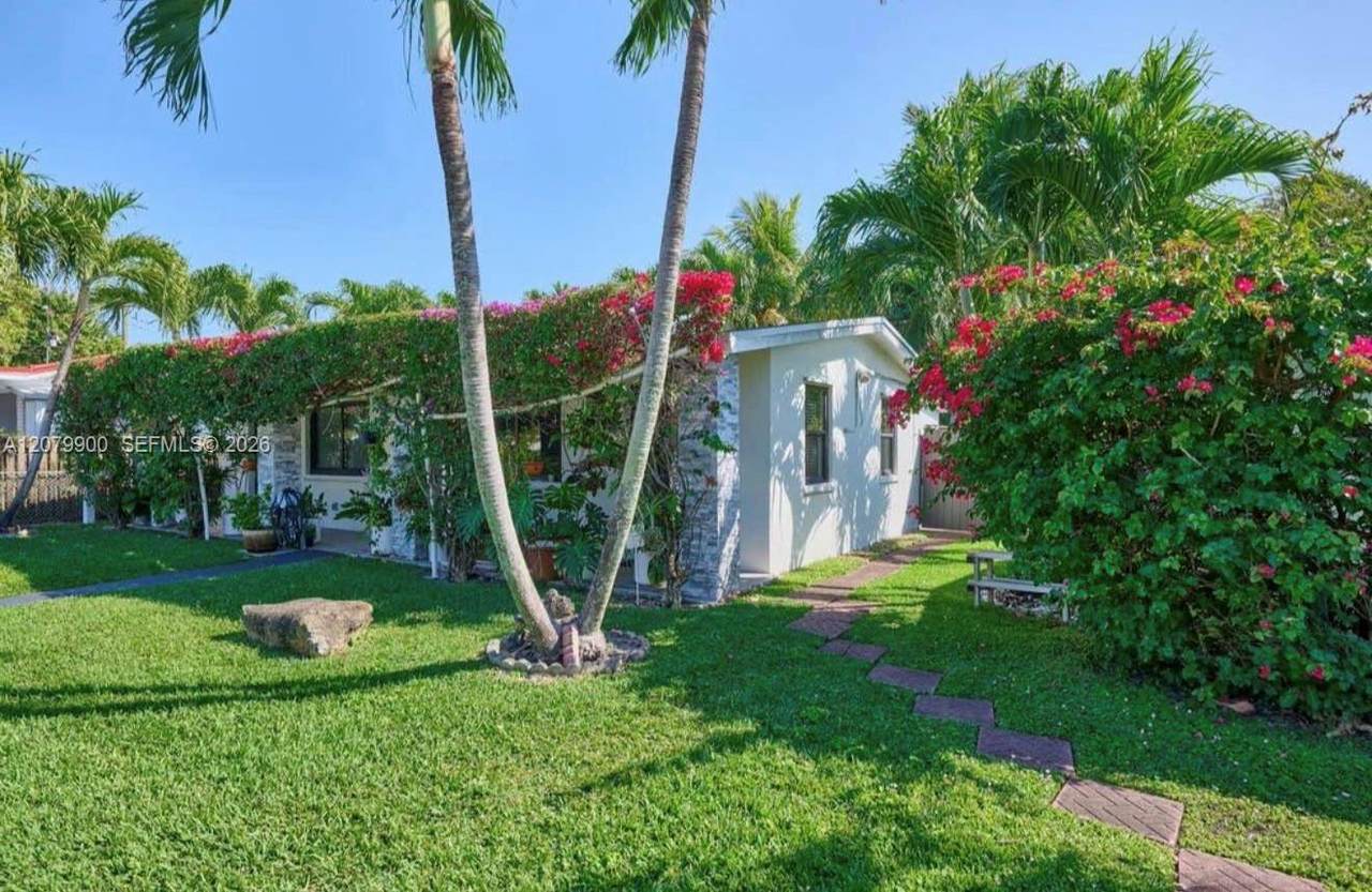 https://bt-photos.global.ssl.fastly.net/miami/1280_boomver_1_A12079900-2.jpg