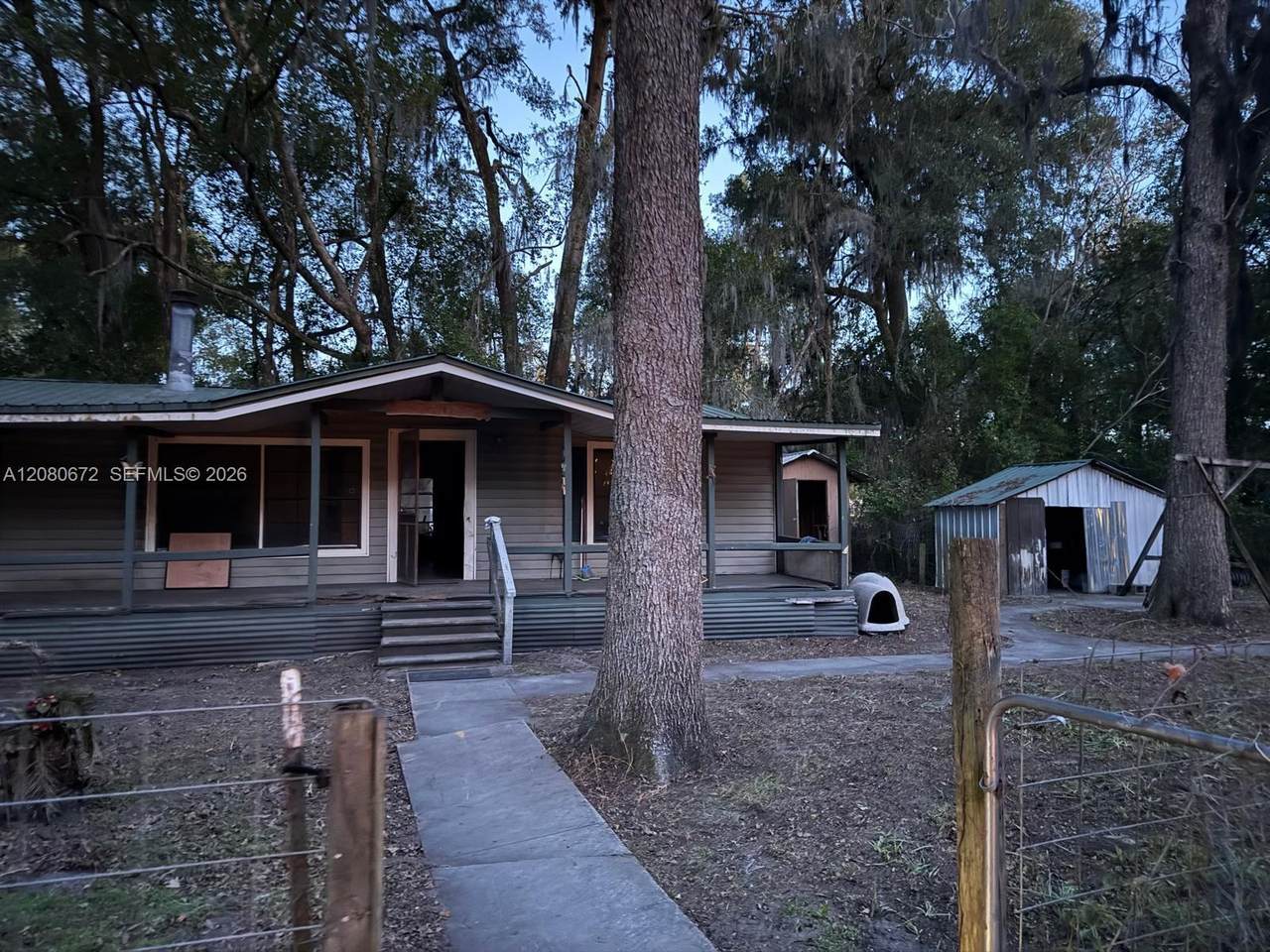 2212 Ne Washington St - Photo 1
