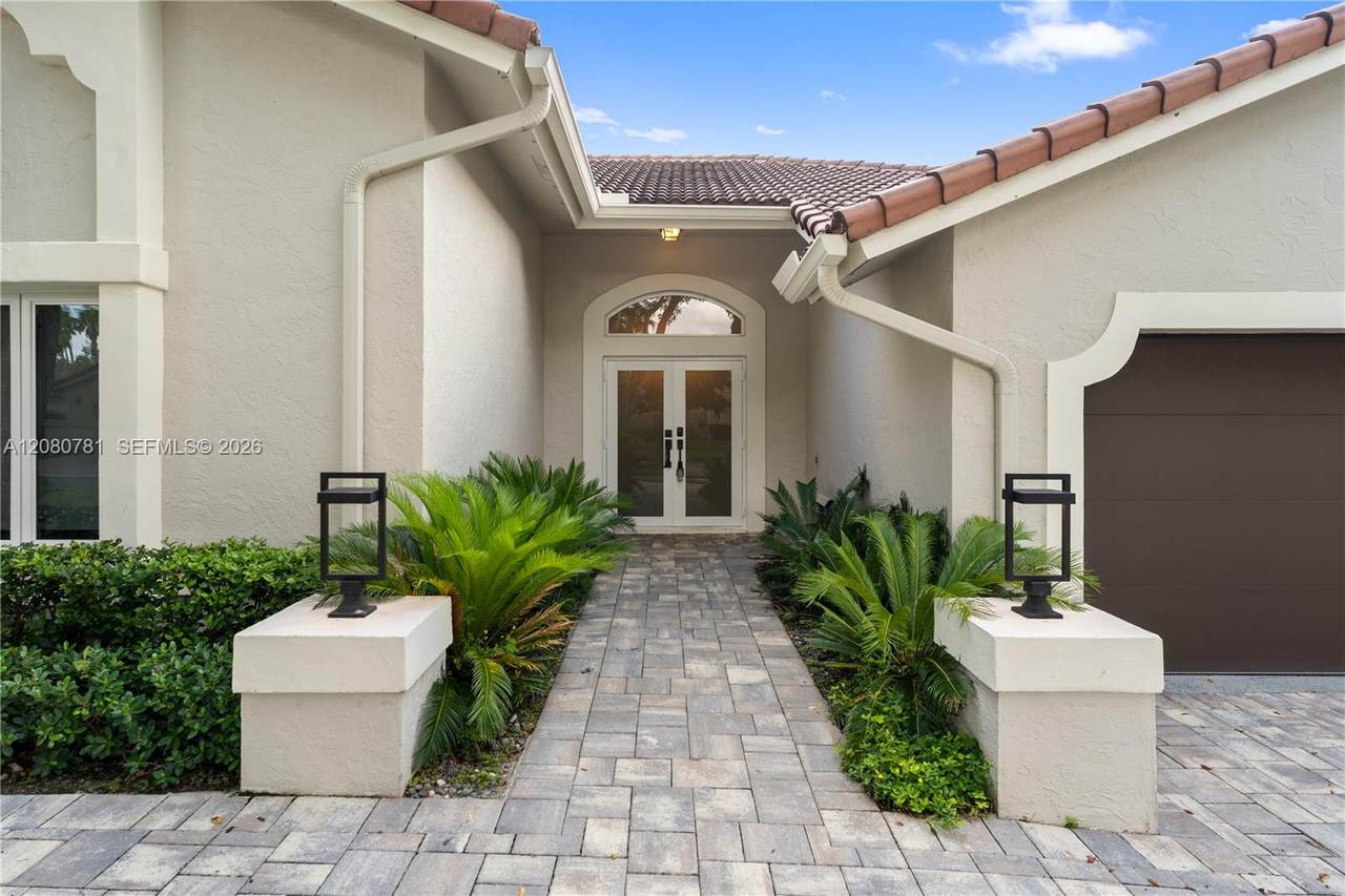 https://bt-photos.global.ssl.fastly.net/miami/1280_boomver_2_A12080781-2.jpg