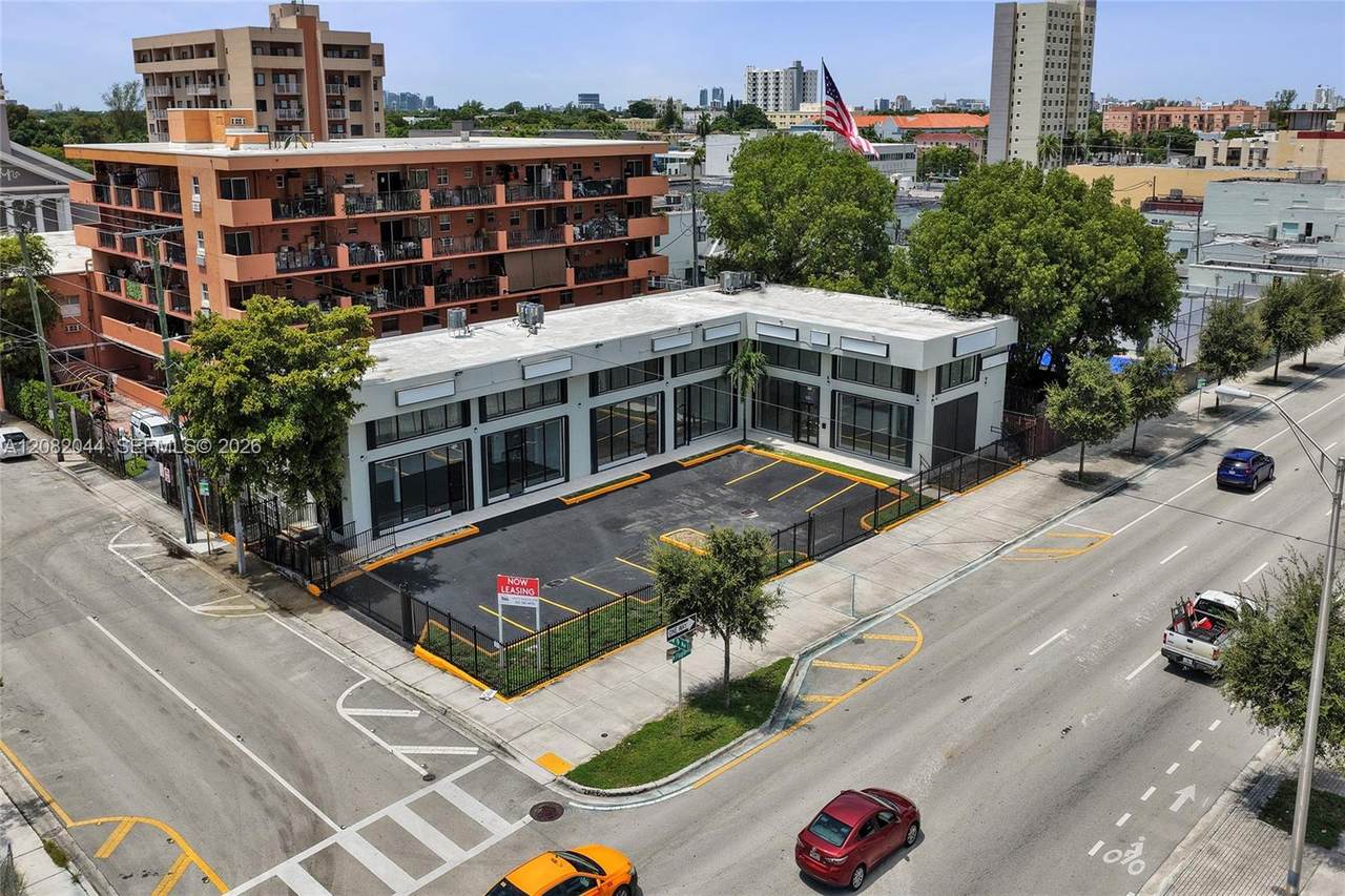 900 Flagler St - Photo 1