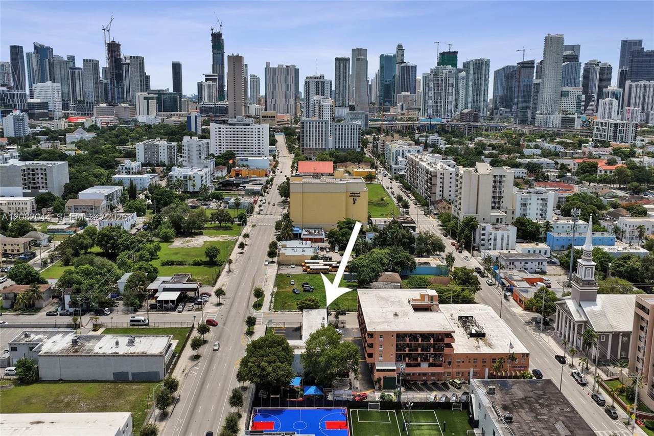 https://bt-photos.global.ssl.fastly.net/miami/1280_boomver_1_A12082044-2.jpg