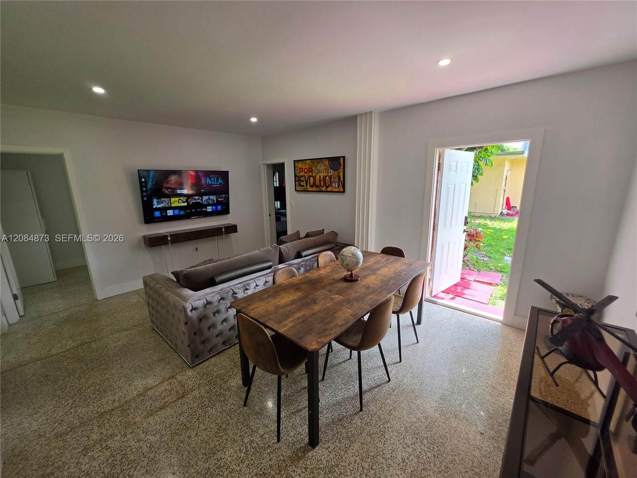 234 111th St - Photo 1
