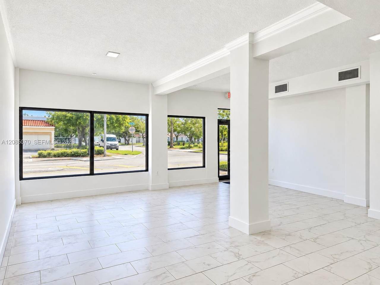 https://bt-photos.global.ssl.fastly.net/miami/1280_boomver_1_A12085070-2.jpg