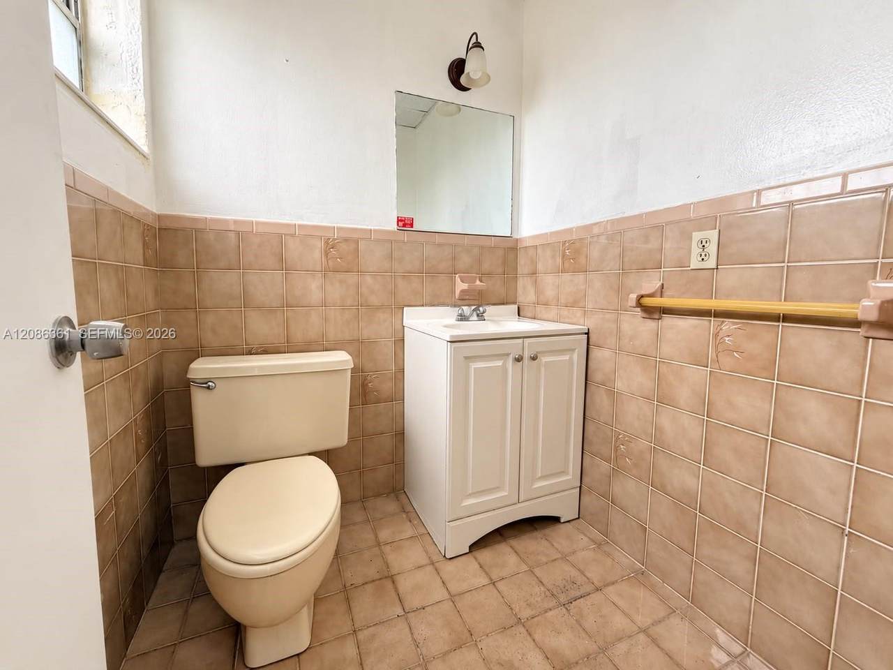 https://bt-photos.global.ssl.fastly.net/miami/1280_boomver_1_A12086361-2.jpg