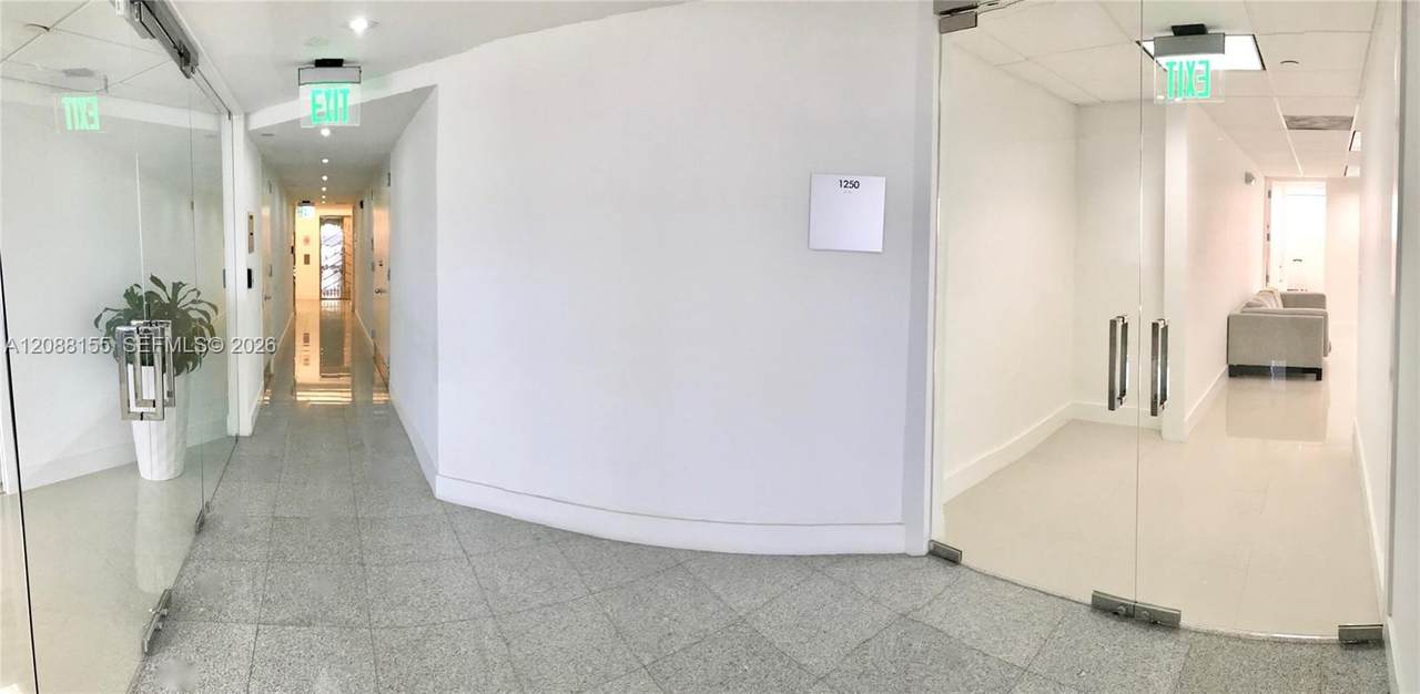 2100 Ponce De Leon Blvd - Photo 1