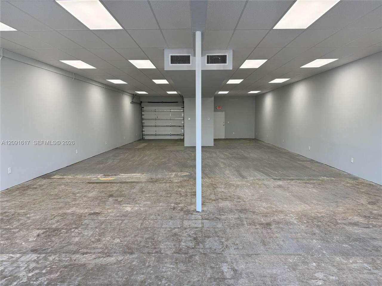 1040 Oakland Park Blvd - Photo 1