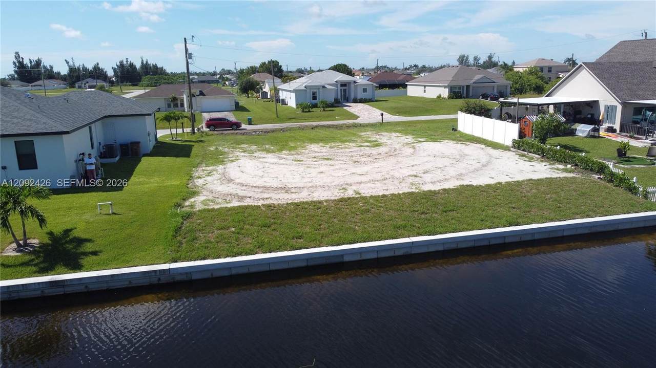 2907 9 ST - Photo 1
