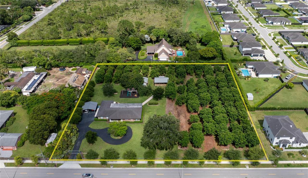 28905 169th Ave - Photo 1