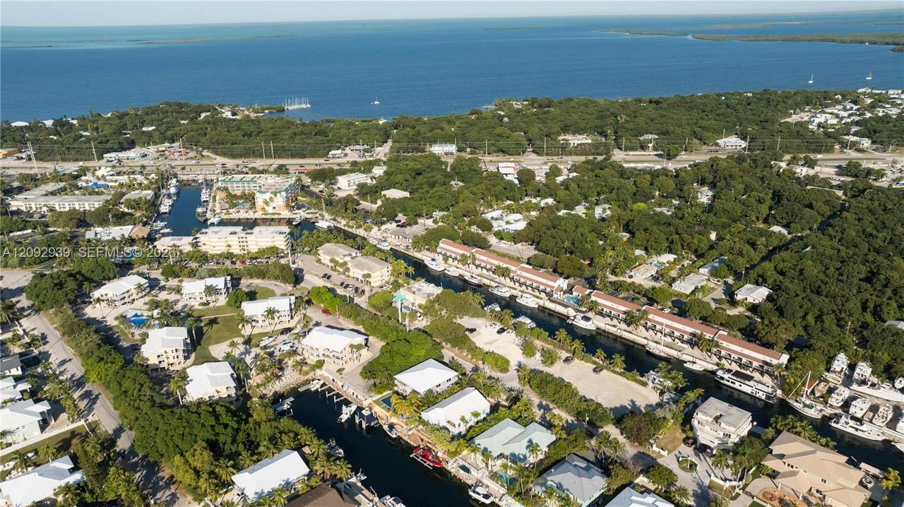 https://bt-photos.global.ssl.fastly.net/miami/1280_boomver_1_A12092939-2.jpg