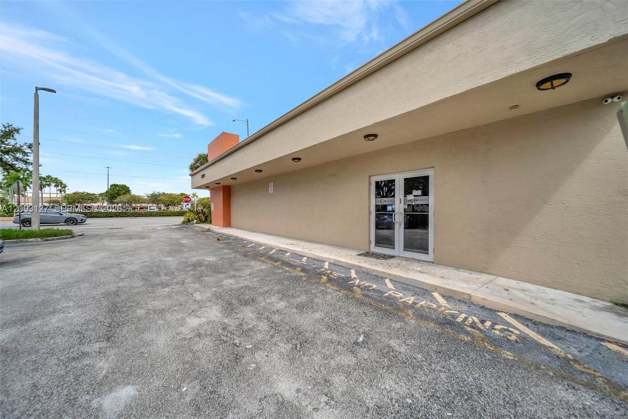 https://bt-photos.global.ssl.fastly.net/miami/1280_boomver_1_A12093127-2.jpg