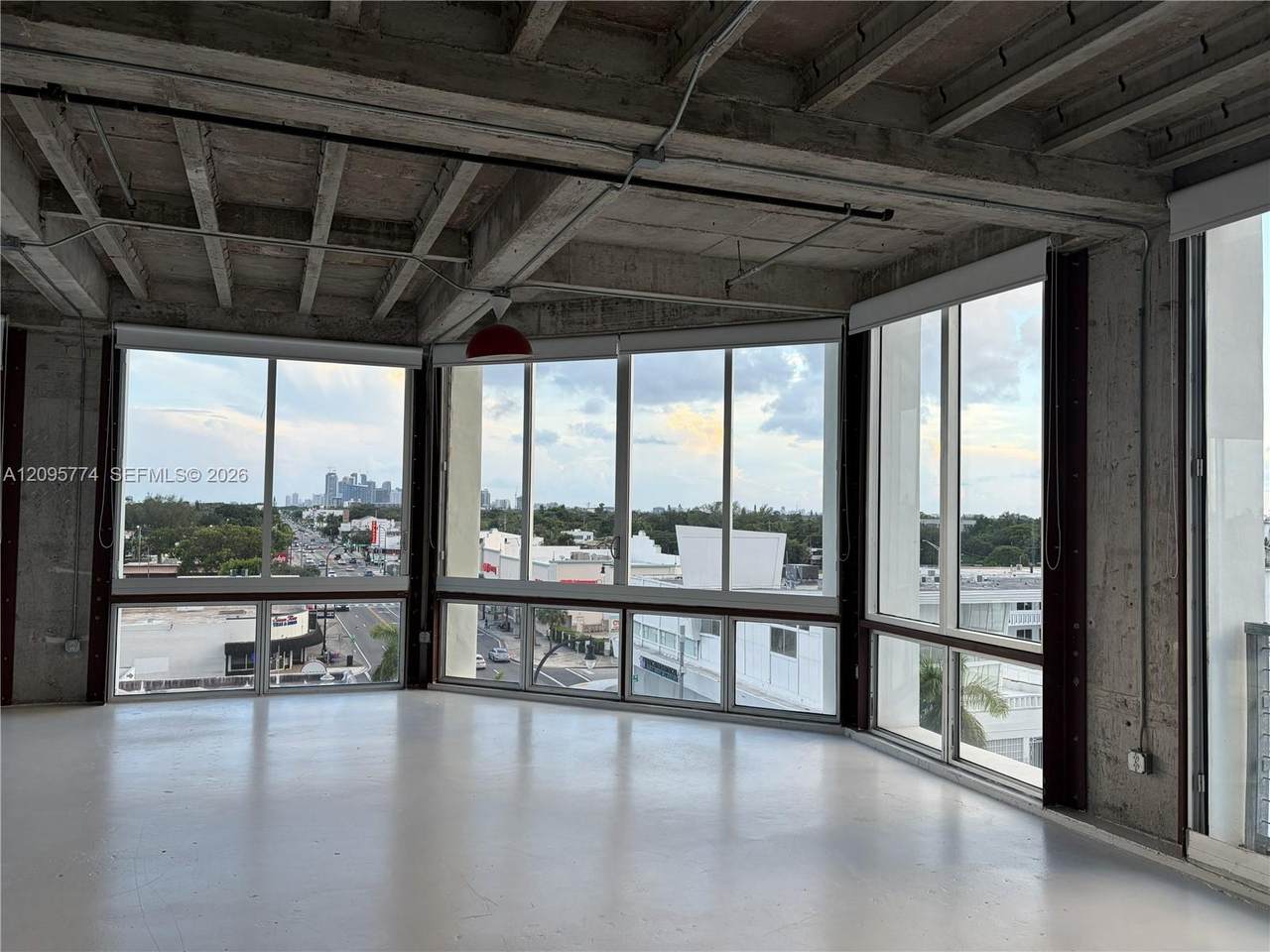 https://bt-photos.global.ssl.fastly.net/miami/1280_boomver_1_A12095774-2.jpg