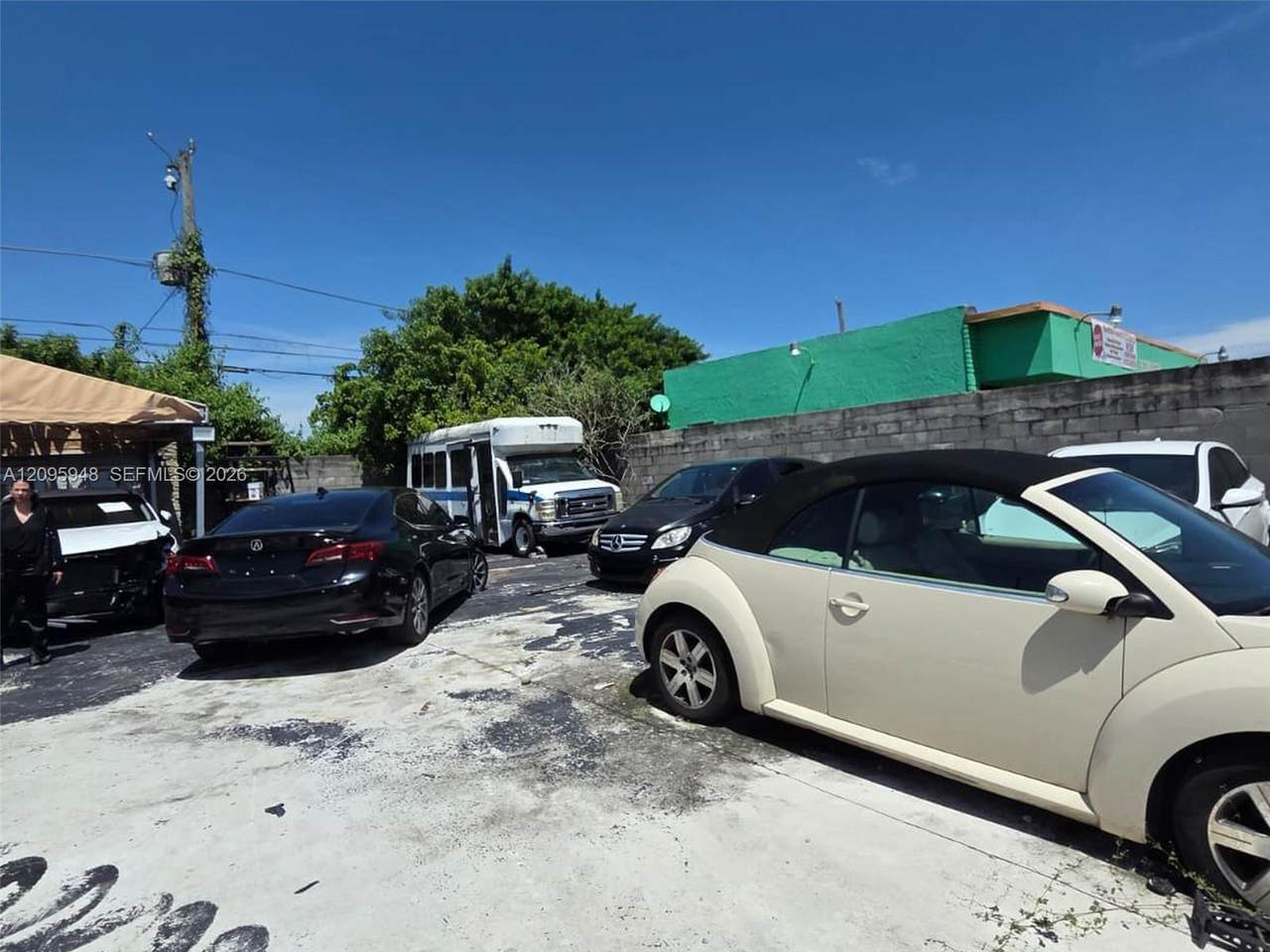 https://bt-photos.global.ssl.fastly.net/miami/1280_boomver_1_A12095948-2.jpg