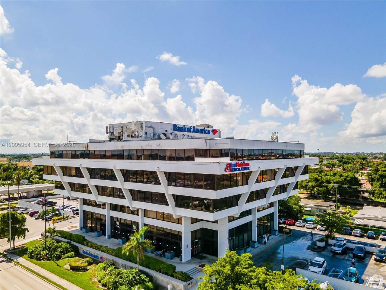https://bt-photos.global.ssl.fastly.net/miami/1280_boomver_1_A12095954-2.jpg