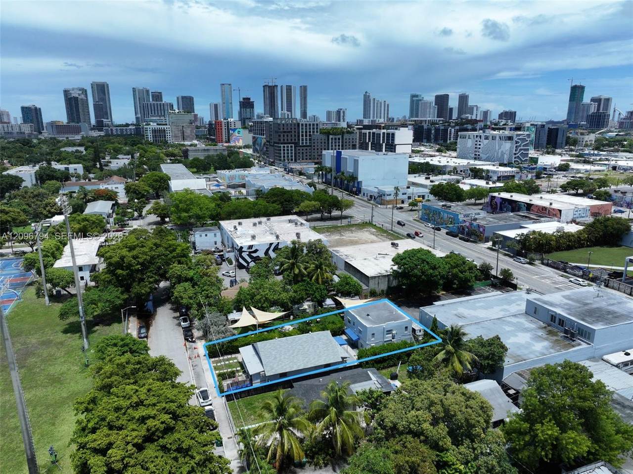 https://bt-photos.global.ssl.fastly.net/miami/1280_boomver_1_A12096794-2.jpg