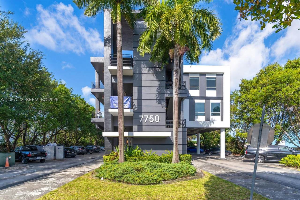 https://bt-photos.global.ssl.fastly.net/miami/1280_boomver_1_A12097522-2.jpg