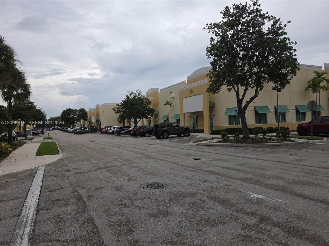 https://bt-photos.global.ssl.fastly.net/miami/1280_boomver_1_A12098619-2.jpg