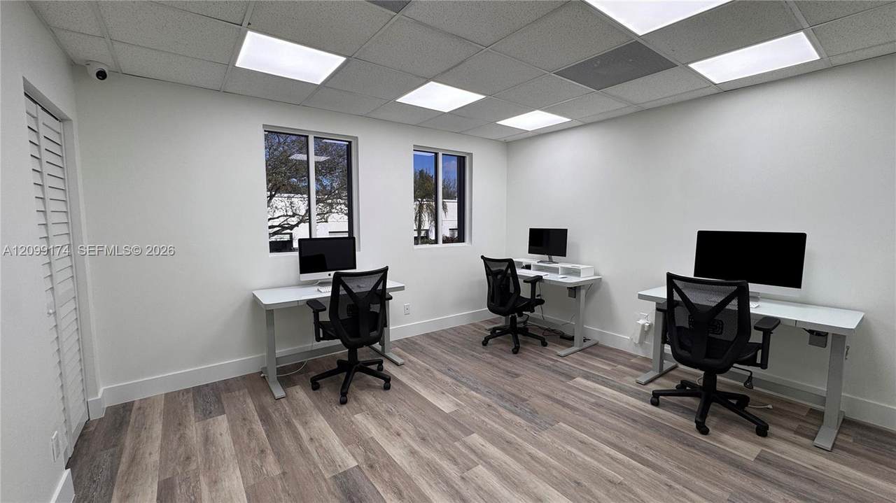 13014 128th St - Photo 1