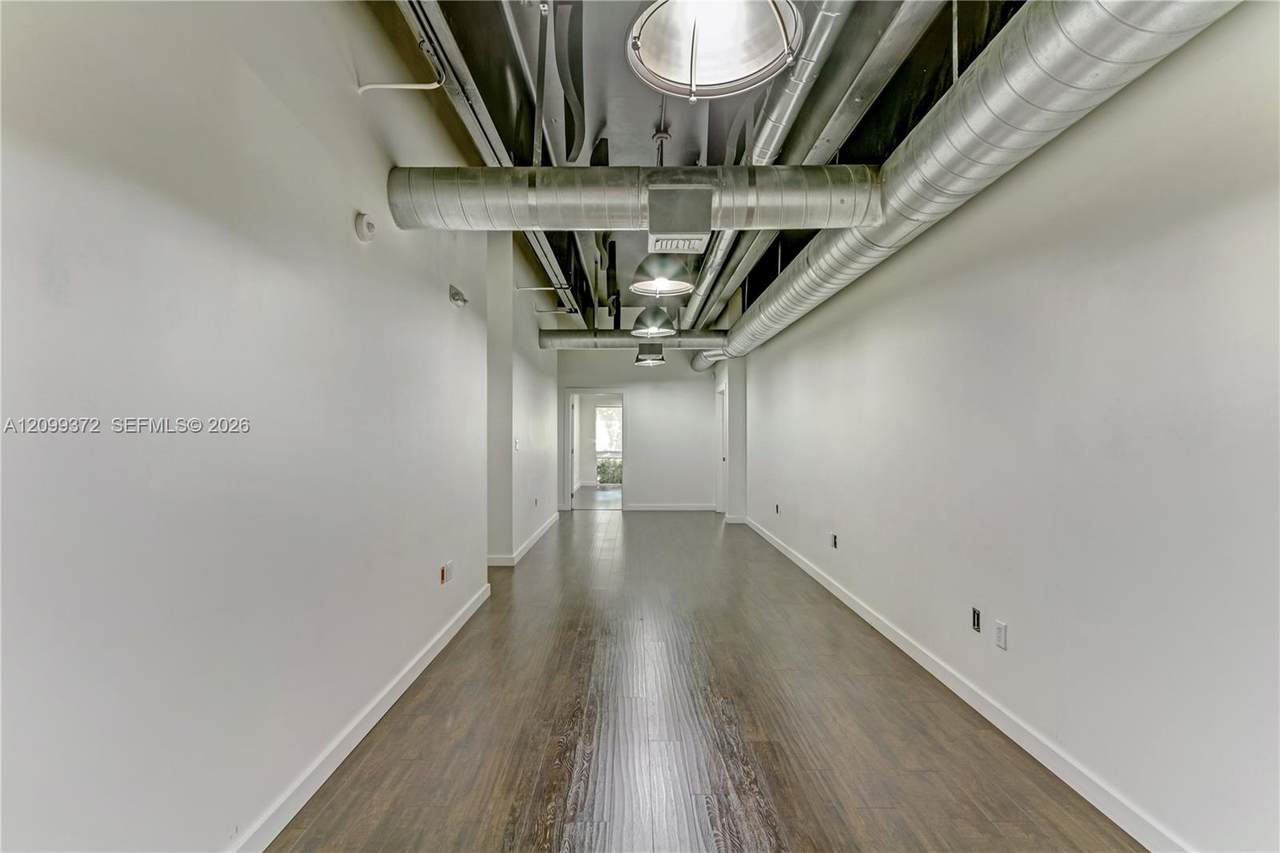 https://bt-photos.global.ssl.fastly.net/miami/1280_boomver_1_A12099372-2.jpg