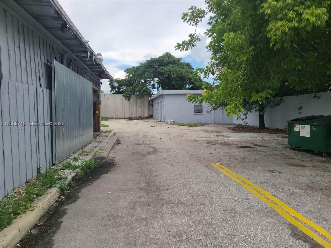 https://bt-photos.global.ssl.fastly.net/miami/1280_boomver_1_A12099712-2.jpg