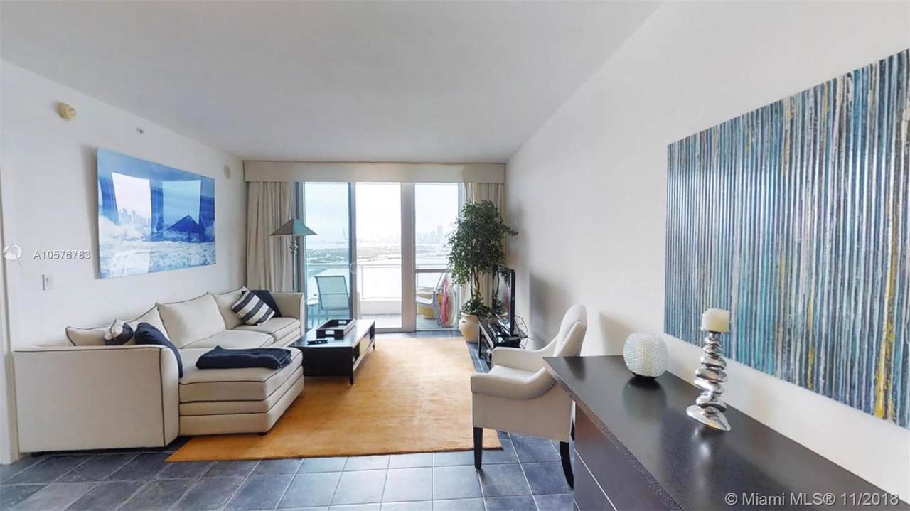 540 West Ave - Photo 1